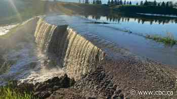 Sask. First Nation faces flooding after nearby road collapse