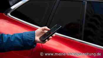 Nach jedem Parken kontrollieren den Mietwagen kontrollieren