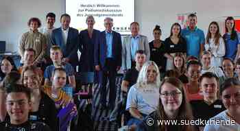 Engen: Engener Schüler sprechen Klartext mit Politikern: „Bei der Digitalisierung geht es viel zu langsam“ - SÜDKURIER Online