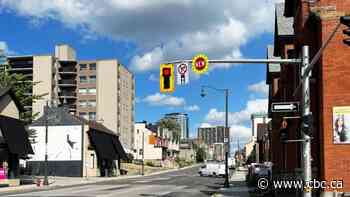 Hamilton begins implementing traffic flow changes to make streets safer - CBC.ca