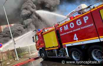 Métropole de Lyon : un incendie brûle un hectare de végétation à Saint-Fons - Lyon Capitale