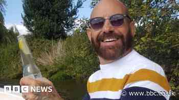 Tributes paid to Nuneaton barbershop owner killed in crash