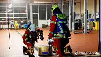 Kreuztal: Beißender Geruch im Autohaus – Feuerwehr rückt an - WP News