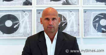 Perry Rubenstein, Gallerist Convicted of Embezzlement, Dies at 68