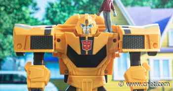Transformers: EarthSpark Figures Feature New Human Ally, Fast Transformations     - CNET