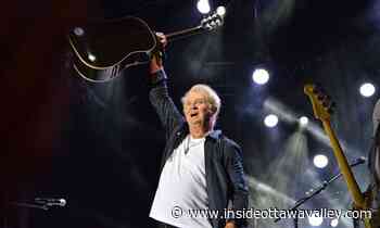 'I love you guys': Tom Cochrane rocks Kemptville - Ottawa Valley News