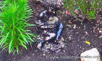 Police looking for garden statue stolen from Smiths Falls home - Ottawa Valley News