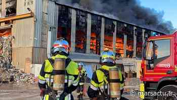 L'incendie du centre de tri de Saint-Chamas est définitivement éteint - Marsactu