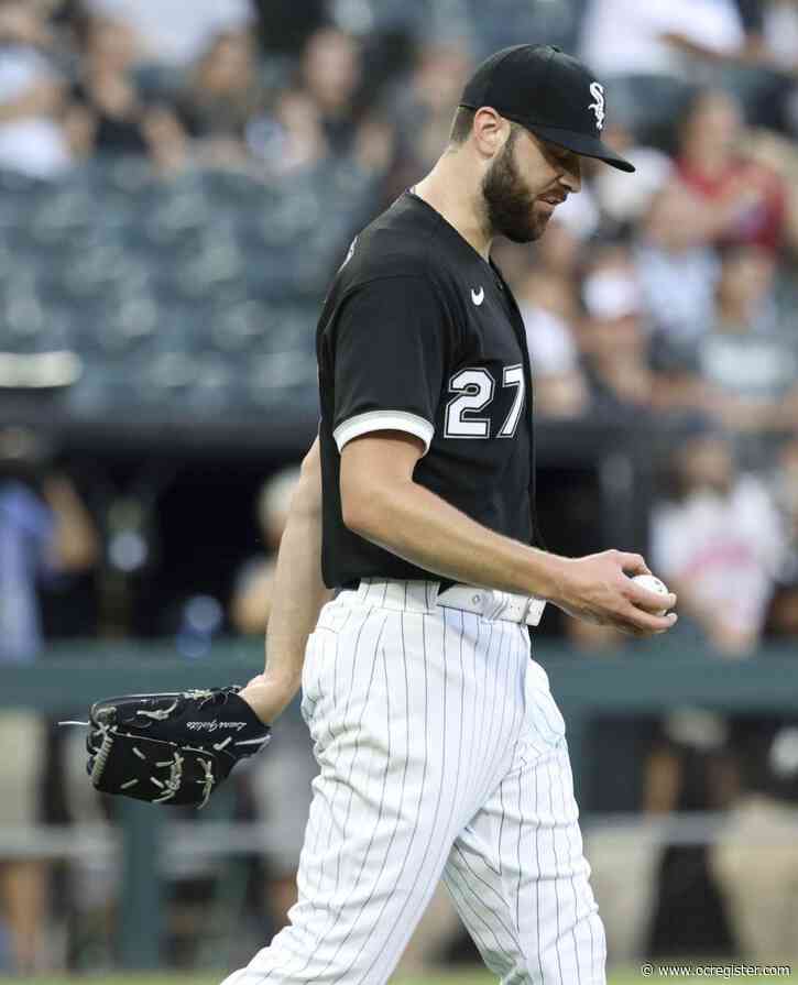 Chicago White Sox allow 4 1st-inning runs in an 8-2 loss to the Cleveland Guardians in the 2nd-half opener