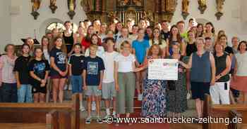 Firmlinge in Perl spenden für das Kinderhospiz- und Palliativteam Saar - Saarbrücker Zeitung
