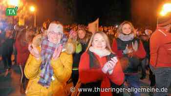 Über 500 Leute demonstrieren in Schleiz gegen Impfpflicht für Personal im Gesundheitswesen - Thüringer Allgemeine