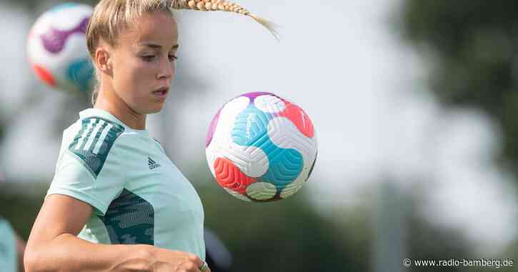 Giulia Gwinn bei EM: Eltern mit Perücken fiebern mit