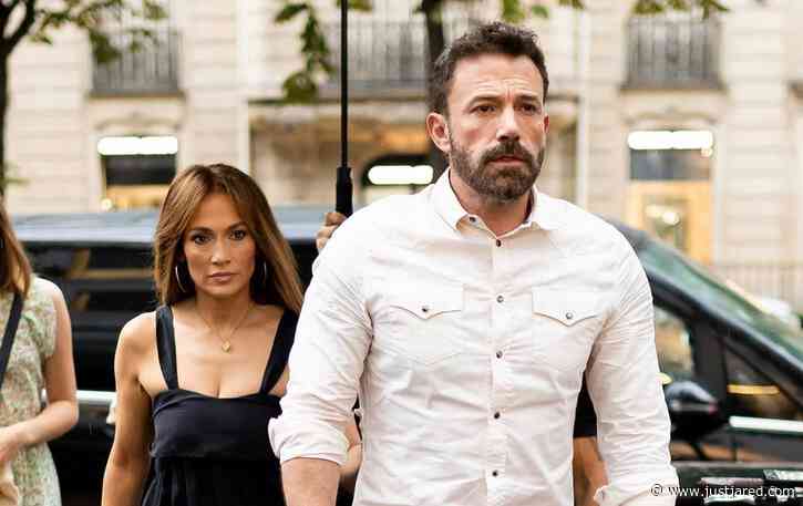 Jennifer Lopez & Ben Affleck Take Three of Their Kids to Dinner in Paris (Photos)