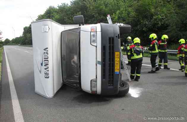 POL-DEL: Autobahnpolizei Ahlhorn: Wohnmobil kippt nach Reifenplatzer auf der Autobahn 28 um +++ Zwei Personen leicht verletzt +++ Sperrung ab Anschlussstelle Hatten