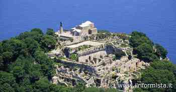 Trovato cadavere del turista scomparso a Capri: trovato in un dirupo a pochi metri da Villa Jovis - Il Riformista