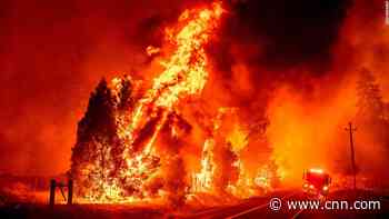 California's fast-moving Oak Fire burns more than 6,000 acres and forces evacuations outside Yosemite National Park