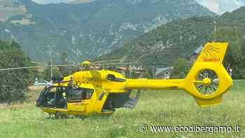 Grave infortunio sul lavoro a Clusone: in ospedale un autotrasportatore di 54 anni - L'Eco di Bergamo