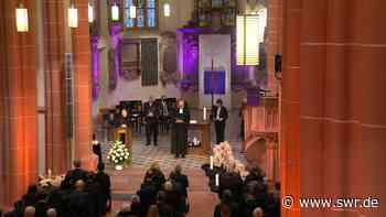 Heidelberg: Gedenkfeier nach mutmaßlichem Amoklauf - Studentin aus Südpfalz - SWR Aktuell