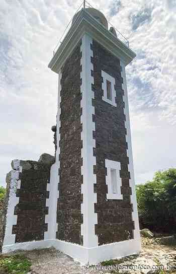 Farol é restaurado na Ilha do Francês, em Itapemirim (ES) - Defesa em Foco