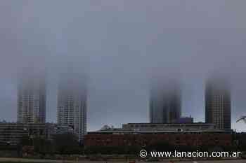 Niebla en Buenos Aires: hasta cuándo durará y cómo seguirá el fin de semana - LA NACION