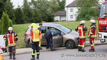 Frau (85) in Pleiskirchen von eigenem Fahrzeug mitgeschleift - Polizei nennt weitere Details