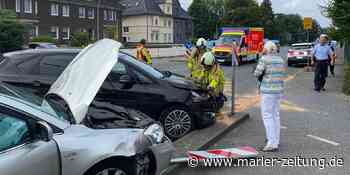 Unfall an der Lidl-Kreuzung in Waltrop: Autos kollidieren - Marler Zeitung