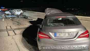 Fünf Verletzte nach Überholmanöver: 50-Jähriger stirbt bei Unfall auf Waldachtalviadukt in Nagold