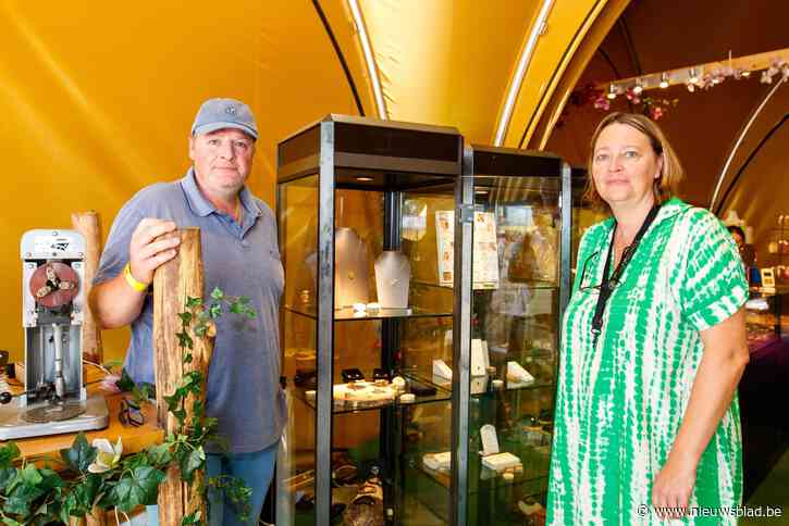 Boomse familiezaak verkoopt juwelen op DreamVille: “Op Tomorrowland trouwen mensen met onze ringen”