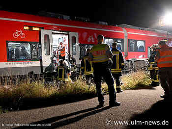 Unfall in Neu-Ulm: Regionalzug zerfetzt Transporter – Fahrer schwerverletzt