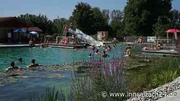 „Ein Leuchtturmprojekt für die ganze Region“: Kraiburg weiht Naturbad mit vielen Besuchern ein
