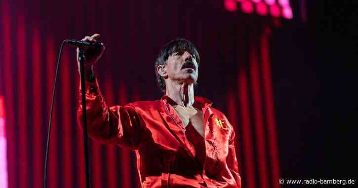 Red Hot Chili Peppers kündigen 13. Studioalbum an