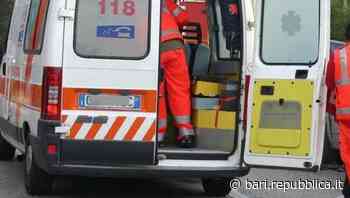 Bari, neomamma muore cadendo dalle scale di casa con la neonata in braccio: la piccola è in codice rosso - La Repubblica