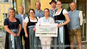 Stopselclub Tulling spendet 3.000 Euro an Palliativstation