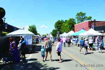 Thousands gather on Main Street for first Leduc Art Walk in two-years - The Leduc Rep