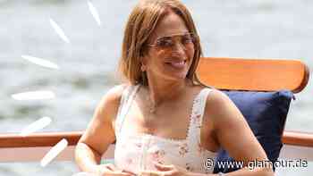 Jennifer Lopez setzt auf Sommer-Kleider mit DIESEM Detail! - GLAMOUR Germany