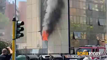 Roma 70: incendio nel palazzo occupato