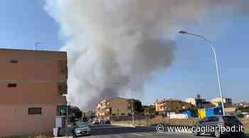 Vasto incendio all'altezza di Sestu | La colonna di fumo invade Cagliari - Cagliaripad.it