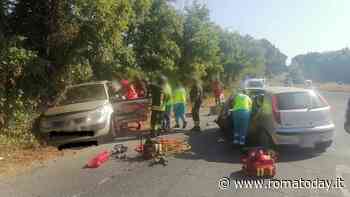 Scontro tra due auto, feriti marito e moglie