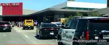 Des coups de feu sèment la panique à l'aéroport de Dallas