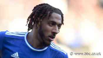 Dominic Thompson: Blackpool sign Brentford defender on three-year deal