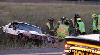 Man involved in Grimsby crash gets trapped in car with injuries - CHCH News
