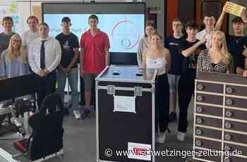 Schwetzinger Schüler kreieren Spendenbox für Pfandflaschen - Schwetzinger Zeitung