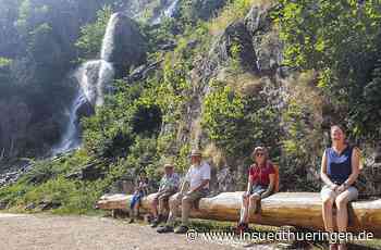 Wandern mit Promis - Strohhut statt Doktorkappe - inSüdthüringen