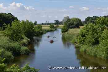 Mit Paddel und Pedale: Schlauchboot- und Radtour durch Guben - NIEDERLAUSITZ aktuell