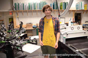 Courtenay screenprinter’s T-shirts send science, math message - Comox Valley Record