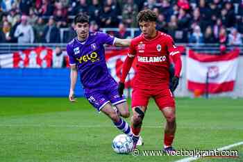'Royal Antwerp FC verwerpt eerste bod van Burnley op Manuel Benson'