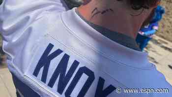 Buffalo Bills TE Dawson Knox gets an autograph from QB Josh Allen on his neck - ESPN