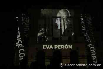 Con imágenes de Evita sobre la gobernación, la provincia de Buenos Aires homenajeó a la "abanderada de los humildes" - El Economista