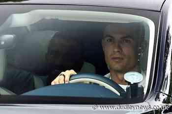 Cristiano Ronaldo arrives at Man Utd training ground to discuss future - Dudley News