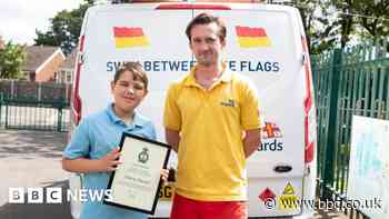 RNLI praises Dudley pupil for helping save boy - BBC